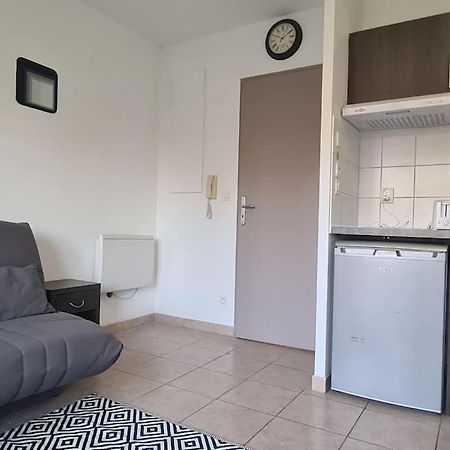 B210 Appartement Disneyland Paris Parking Et Wifi Montévrain Buitenkant foto