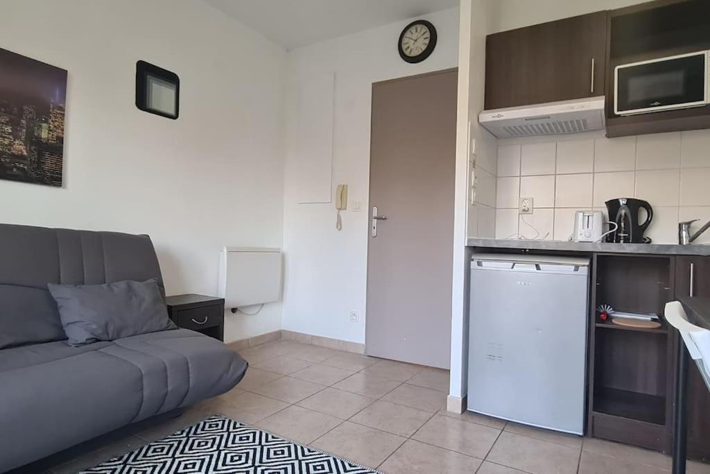 B210 Appartement Disneyland Paris Parking Et Wifi Montévrain Buitenkant foto